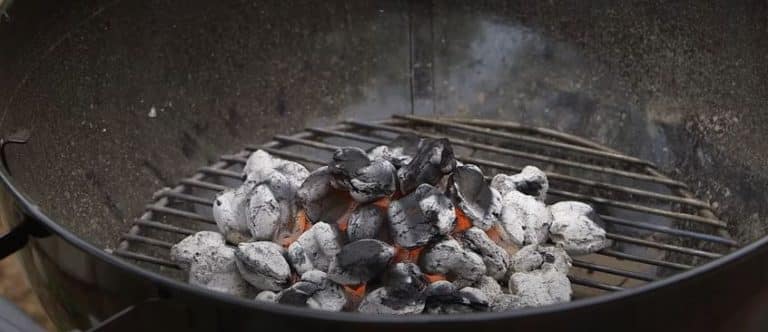 How To Keep A Charcoal Grill Stay Lit?