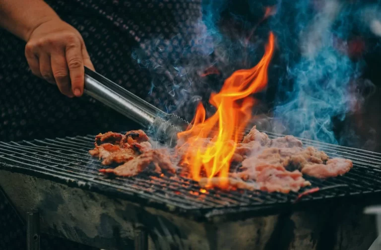 8 Different Methods To Clean Rusty BBQ Grill Grates Quickly