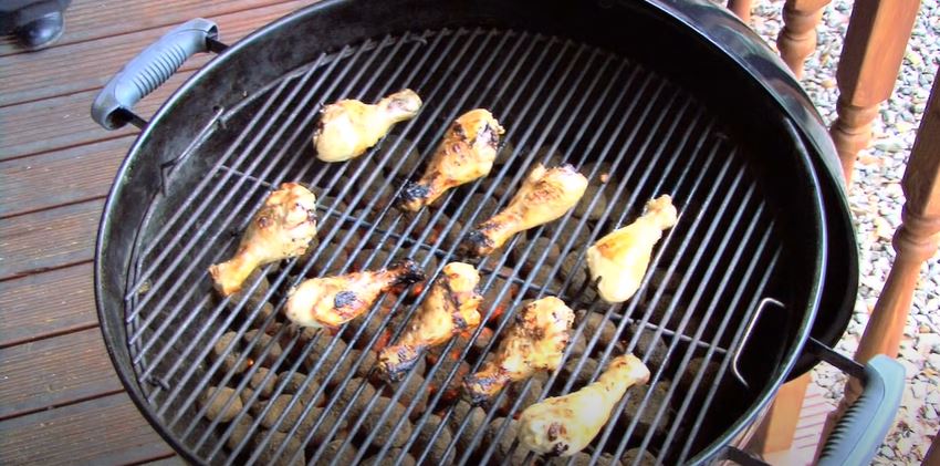 Cooling-Down-A-Charcoal-Grill-After-Cooking