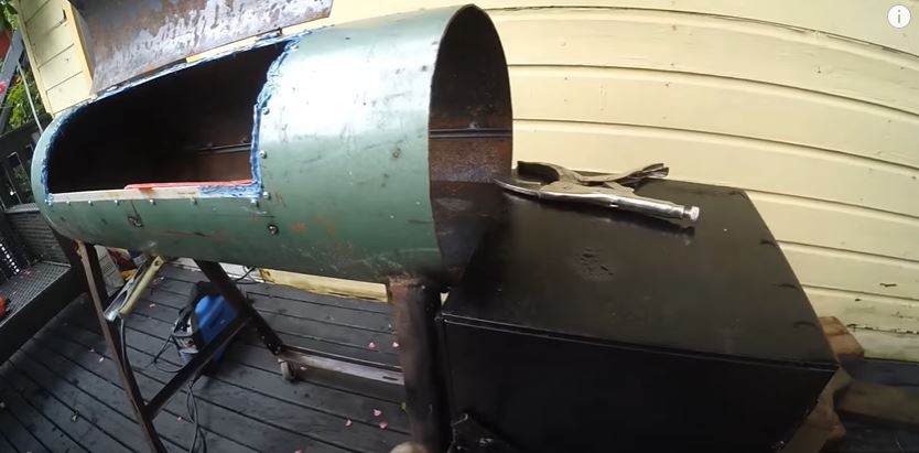 How to Build a DIY Reverse Flow Smoker At Home!